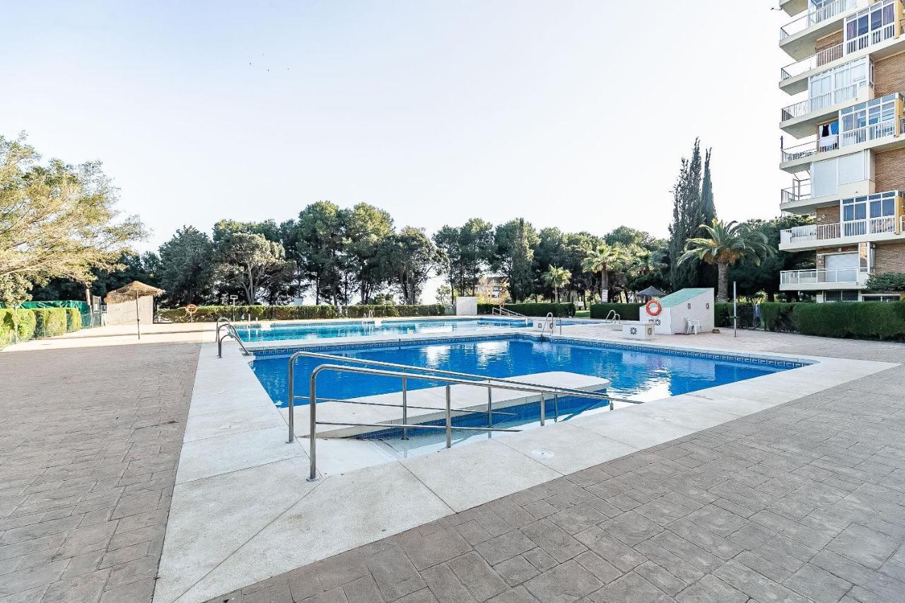 Sun Coast Benalmadena -- Superb Studio With 4 Pools, Gardens & Breakfast Exterior photo