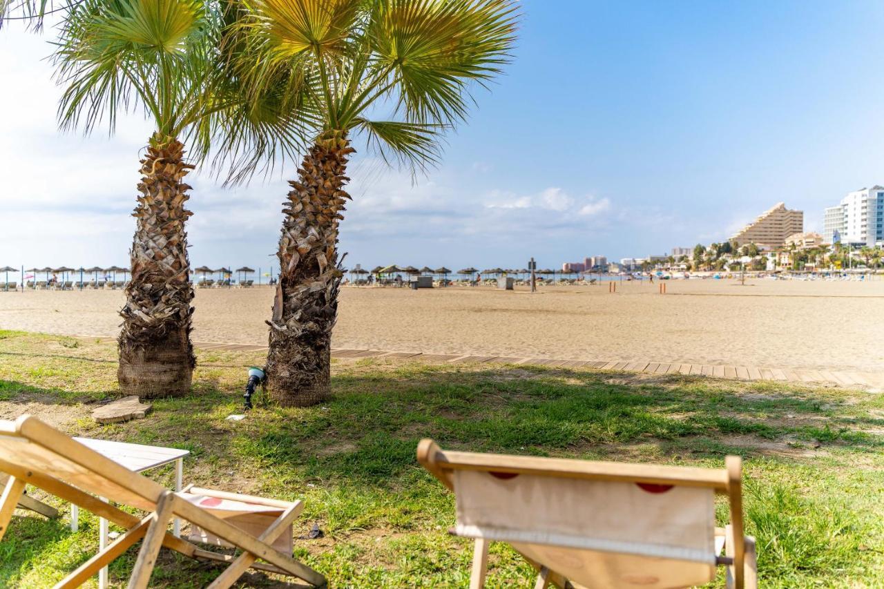 Sun Coast Benalmadena -- Superb Studio With 4 Pools, Gardens & Breakfast Exterior photo